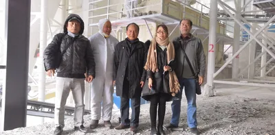 Vietnamese customers visiting Cronus